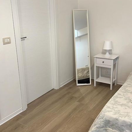 Suite Anita Deluxe نابولي المظهر الخارجي الصورة