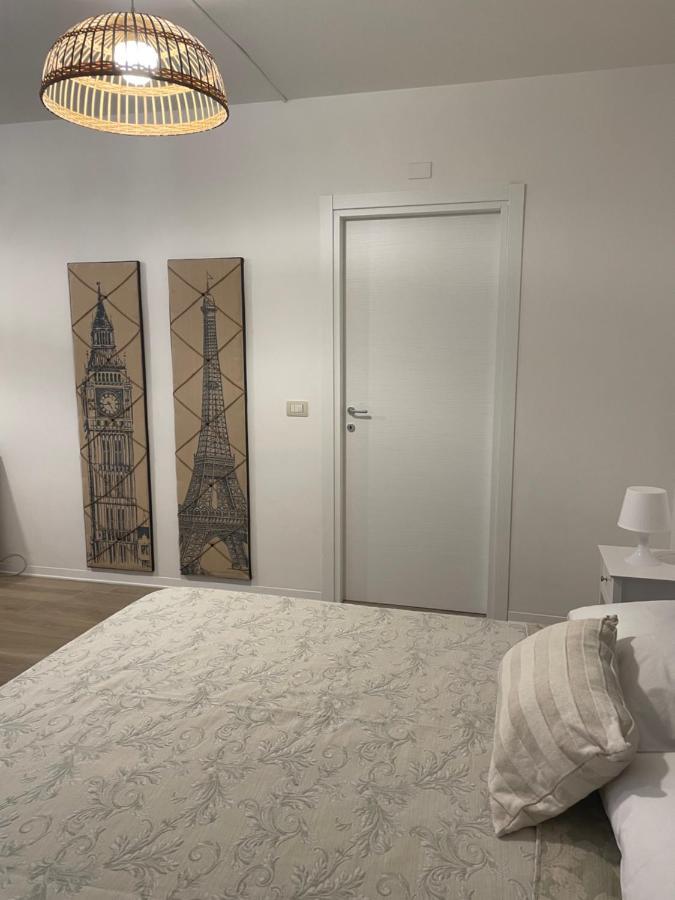 Suite Anita Deluxe نابولي المظهر الخارجي الصورة